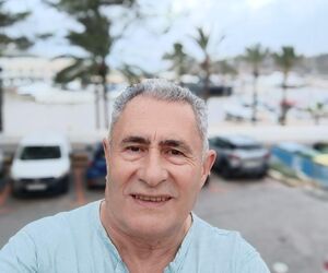 Manuel
