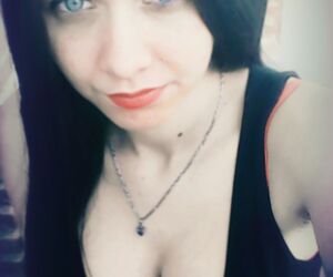 Morena27