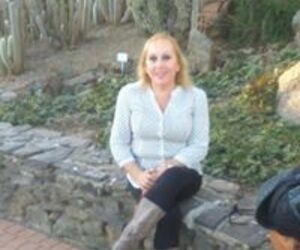 Lourdes Lopez 