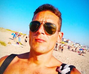 Sandro J G M