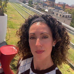 Mari Angeles