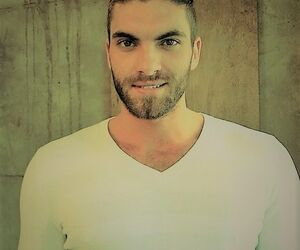 alex