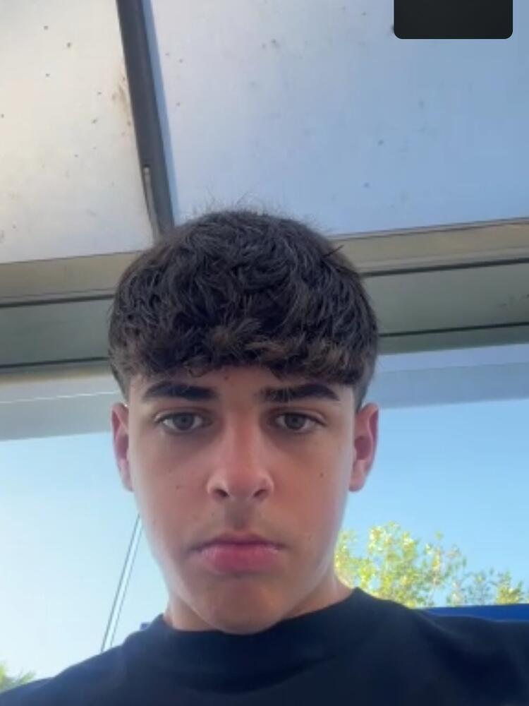 Foto de perfil de Ayman