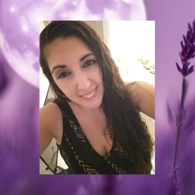 Foto de perfil de Nuria Claro de Luna Médium