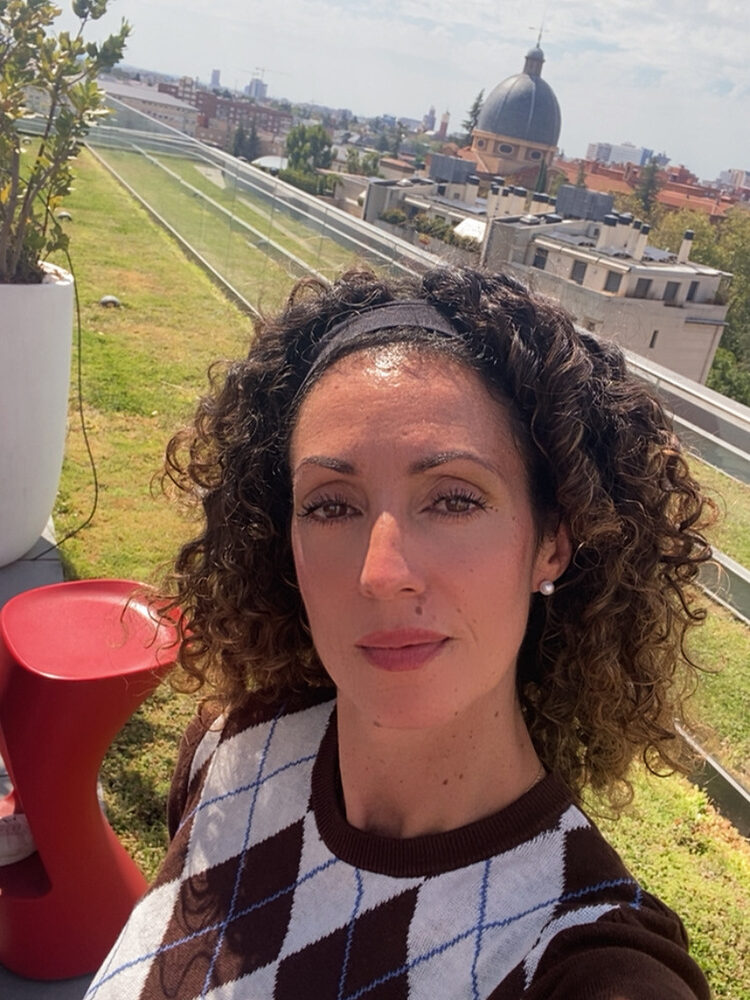 Foto de perfil de Mari Angeles