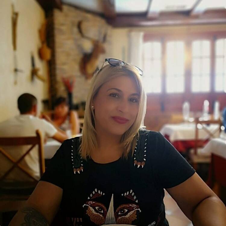 Foto de perfil de Mon